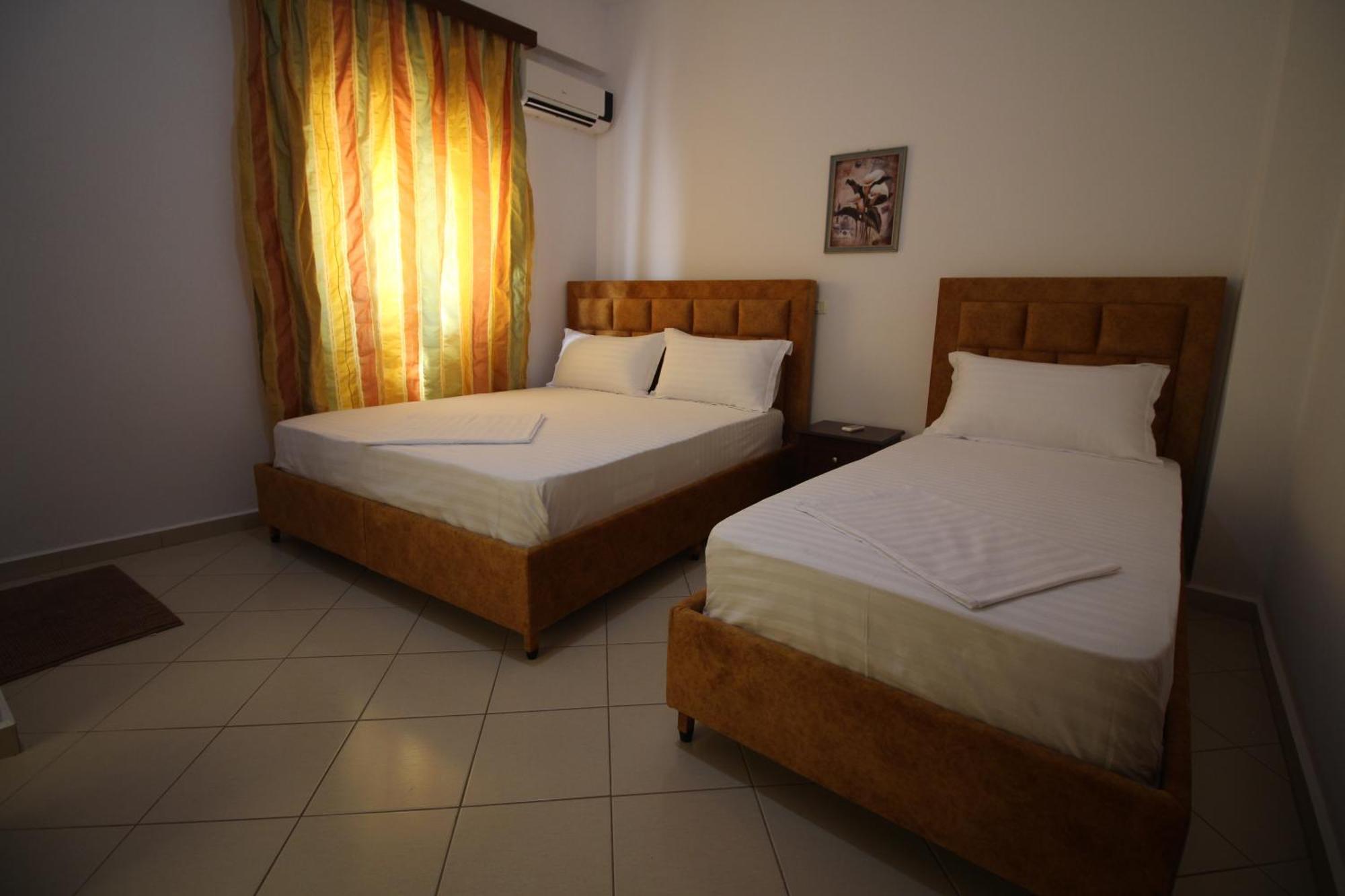 Lengu Holidays Houses Sarande Exterior photo