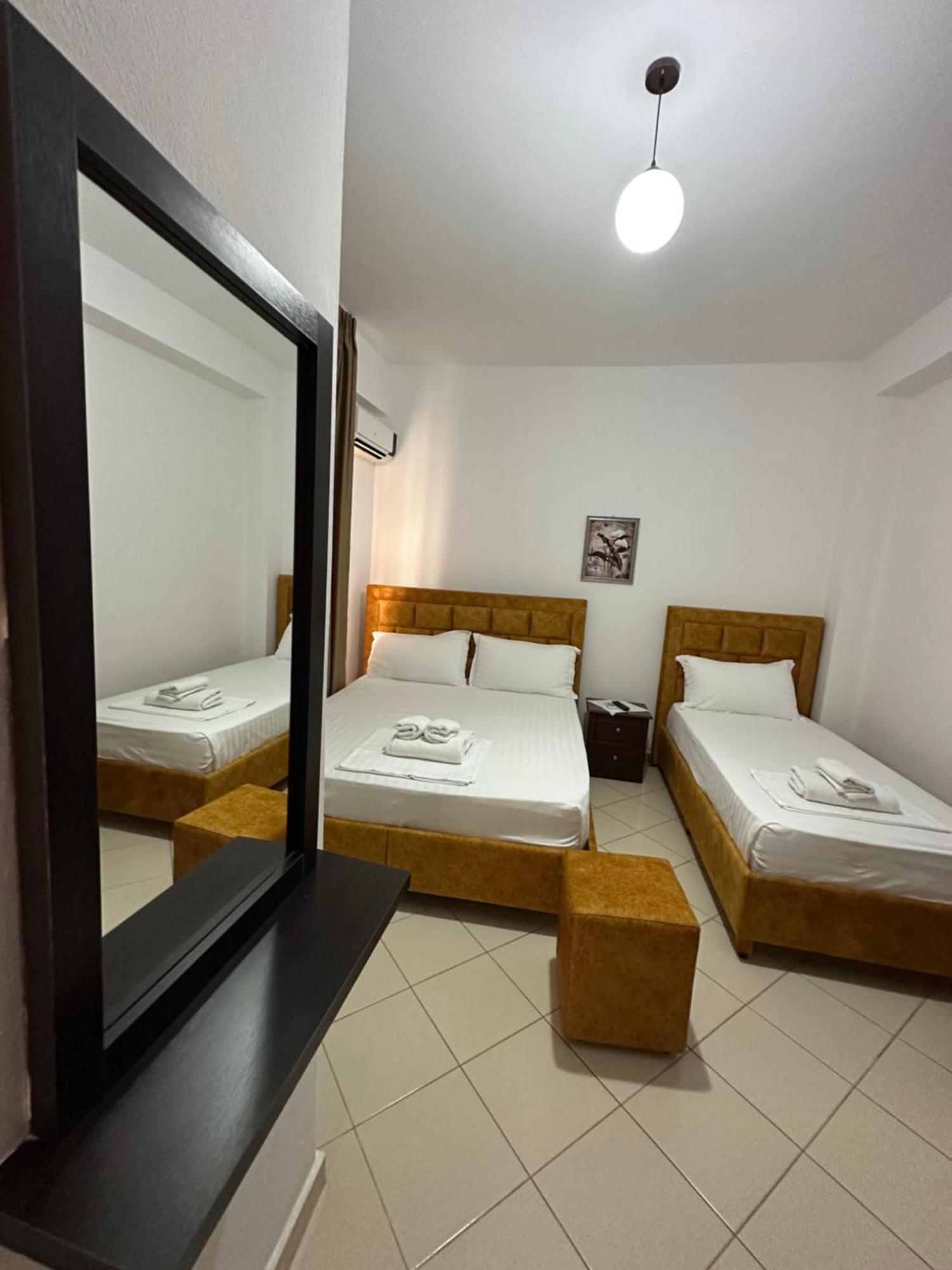 Lengu Holidays Houses Sarande Exterior photo