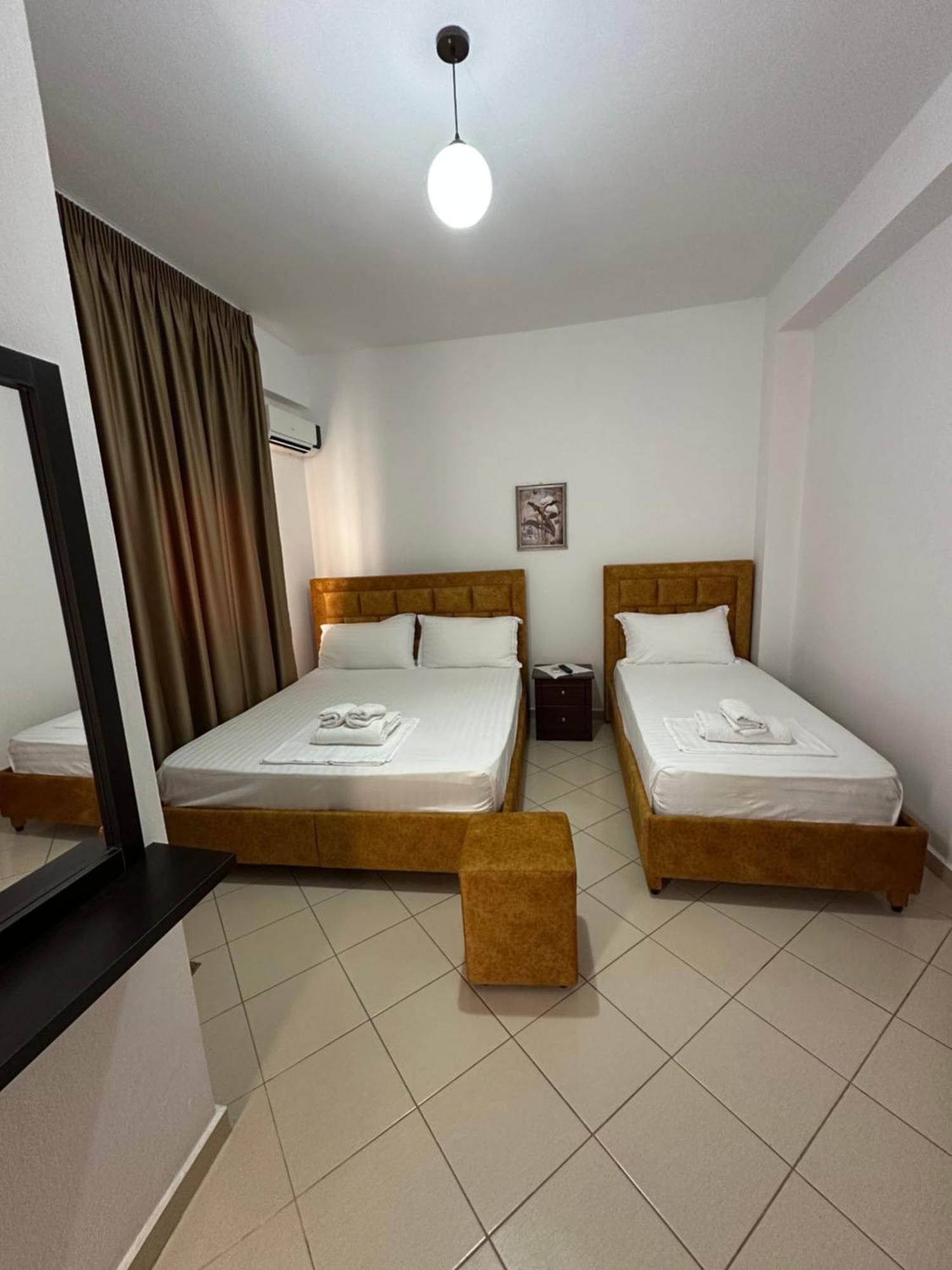 Lengu Holidays Houses Sarande Room photo